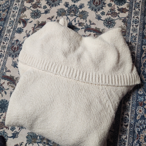 Anthropologie Sweaters - Anthropologie Cream Cowl Neck Sweater